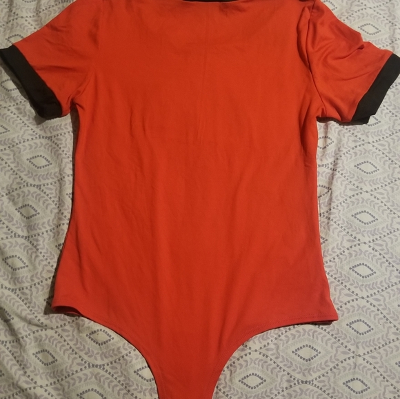 Meli + Eve Bodysuit - Picture 2 of 3